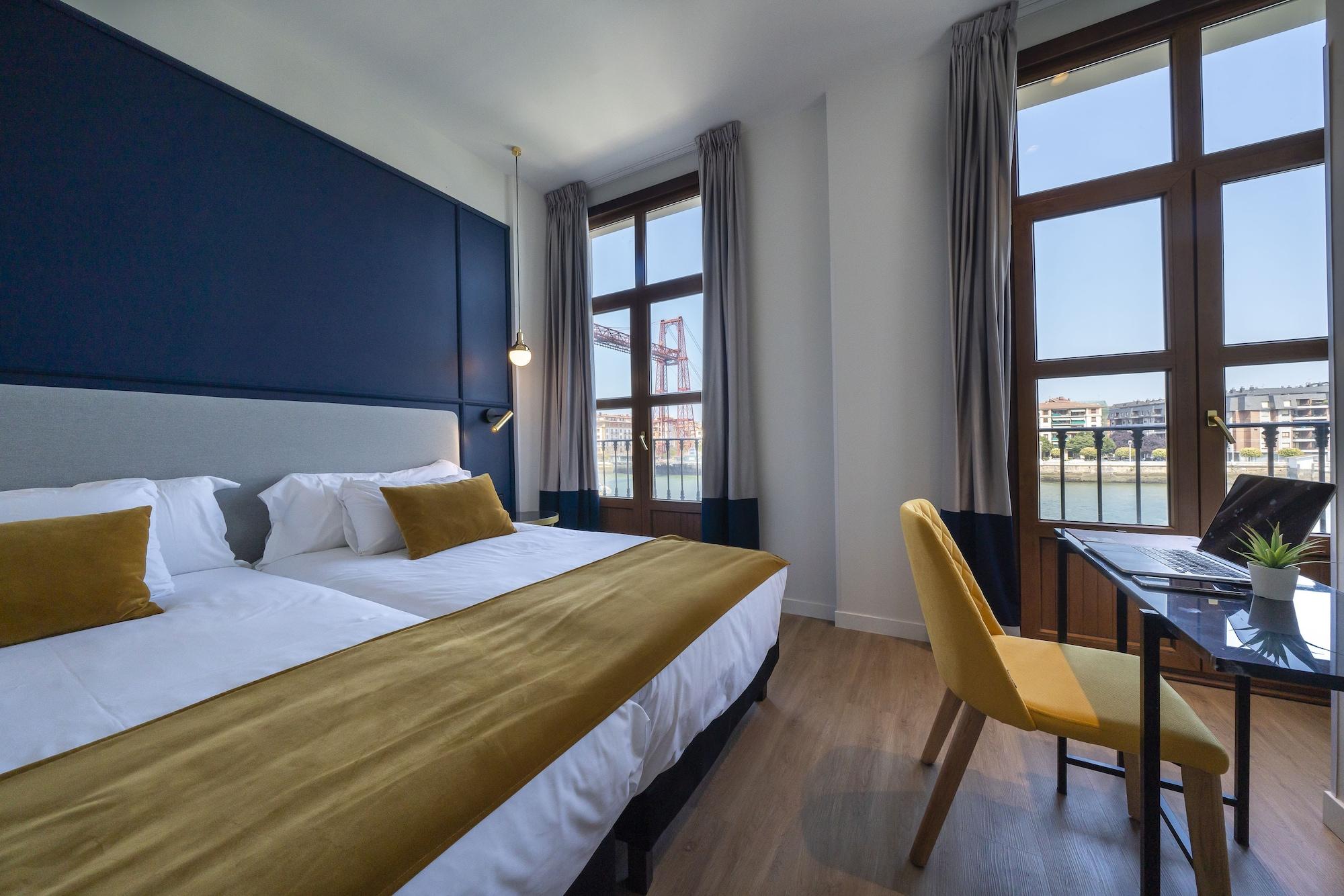 Puente Colgante Boutique Hotel Portugalete Exterior photo