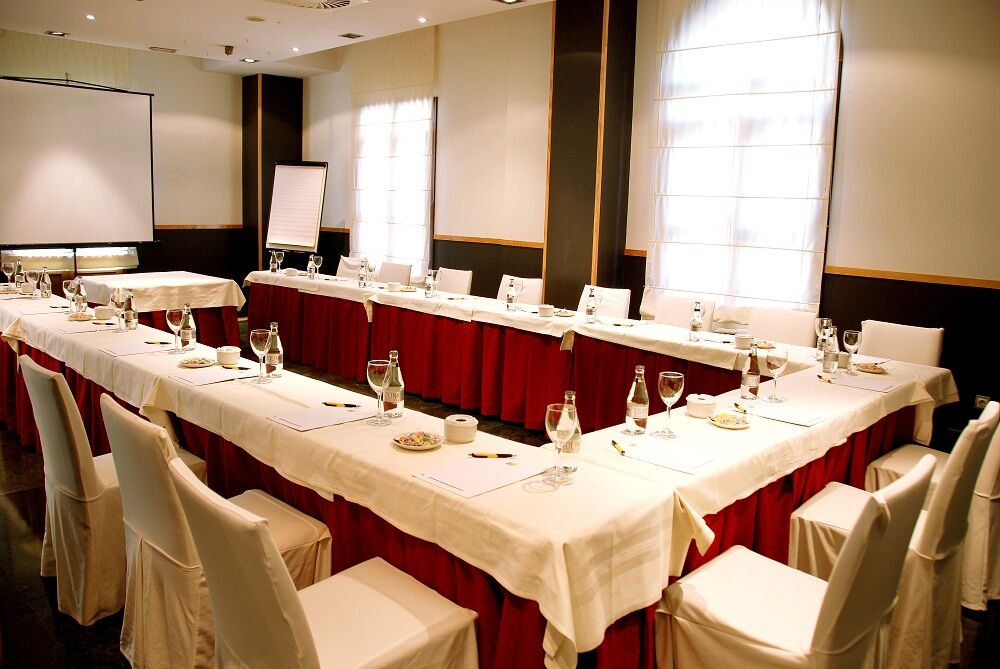 Puente Colgante Boutique Hotel Portugalete Business photo